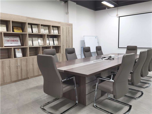 page-600-450 page-600-450